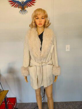 #785 Wool?/faux fur coat